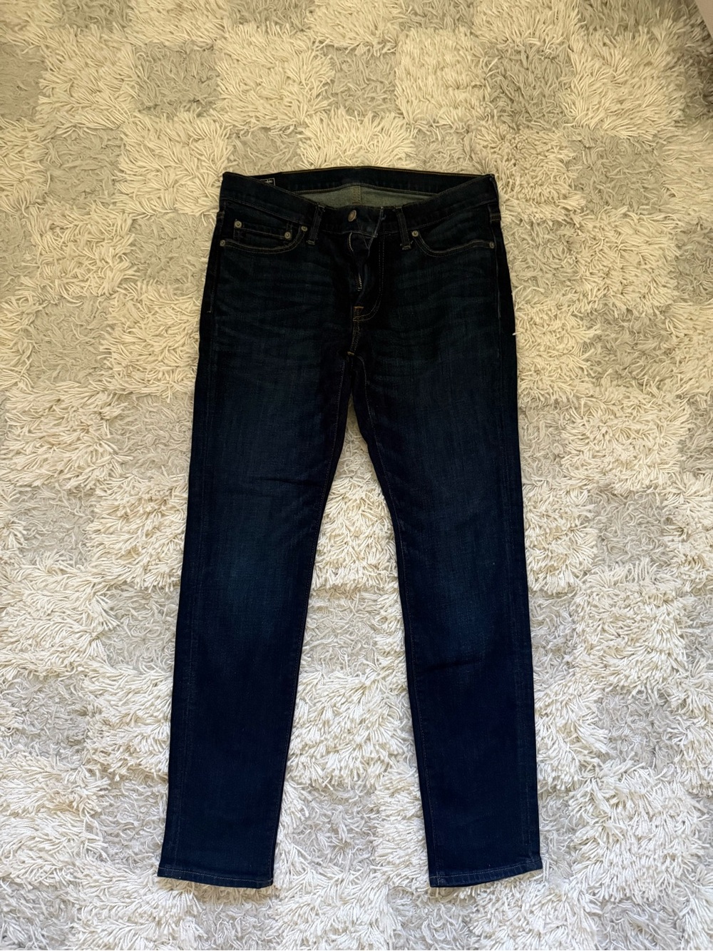 Abercrombie and Fitch Men’s Super Skinny Jeans